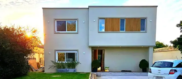Obra en Lomas de Solymar, 190 m² — Canelones